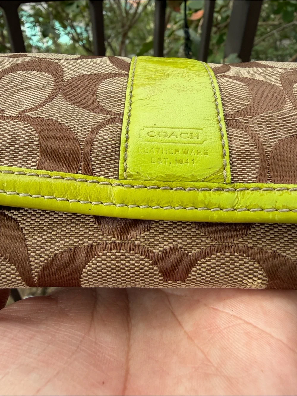 Coach continental style